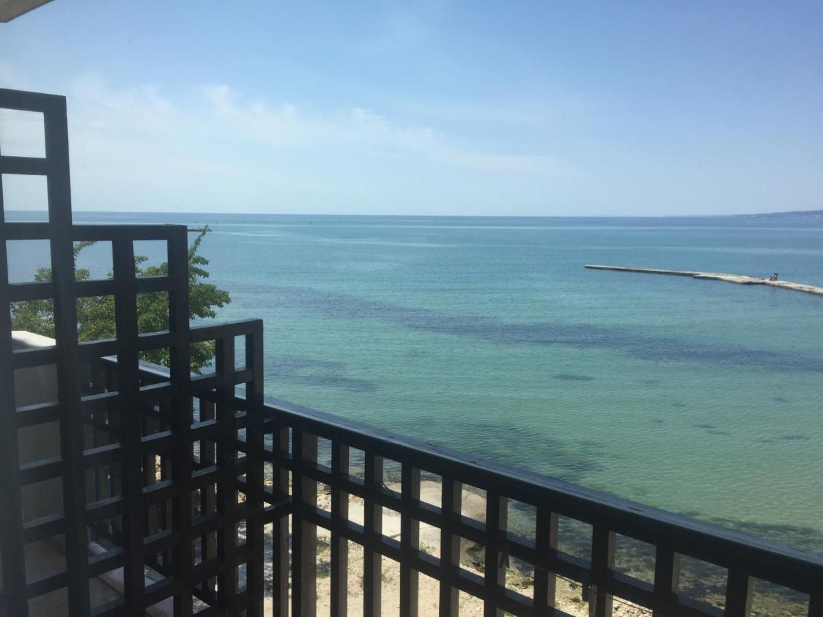 Hotel Oasis - Beach Access Balchik Luaran gambar