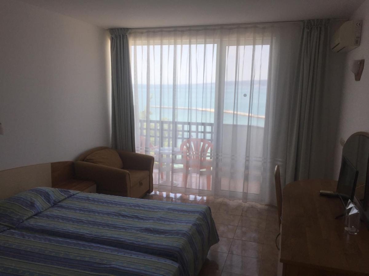 Hotel Oasis - Beach Access Balchik Luaran gambar