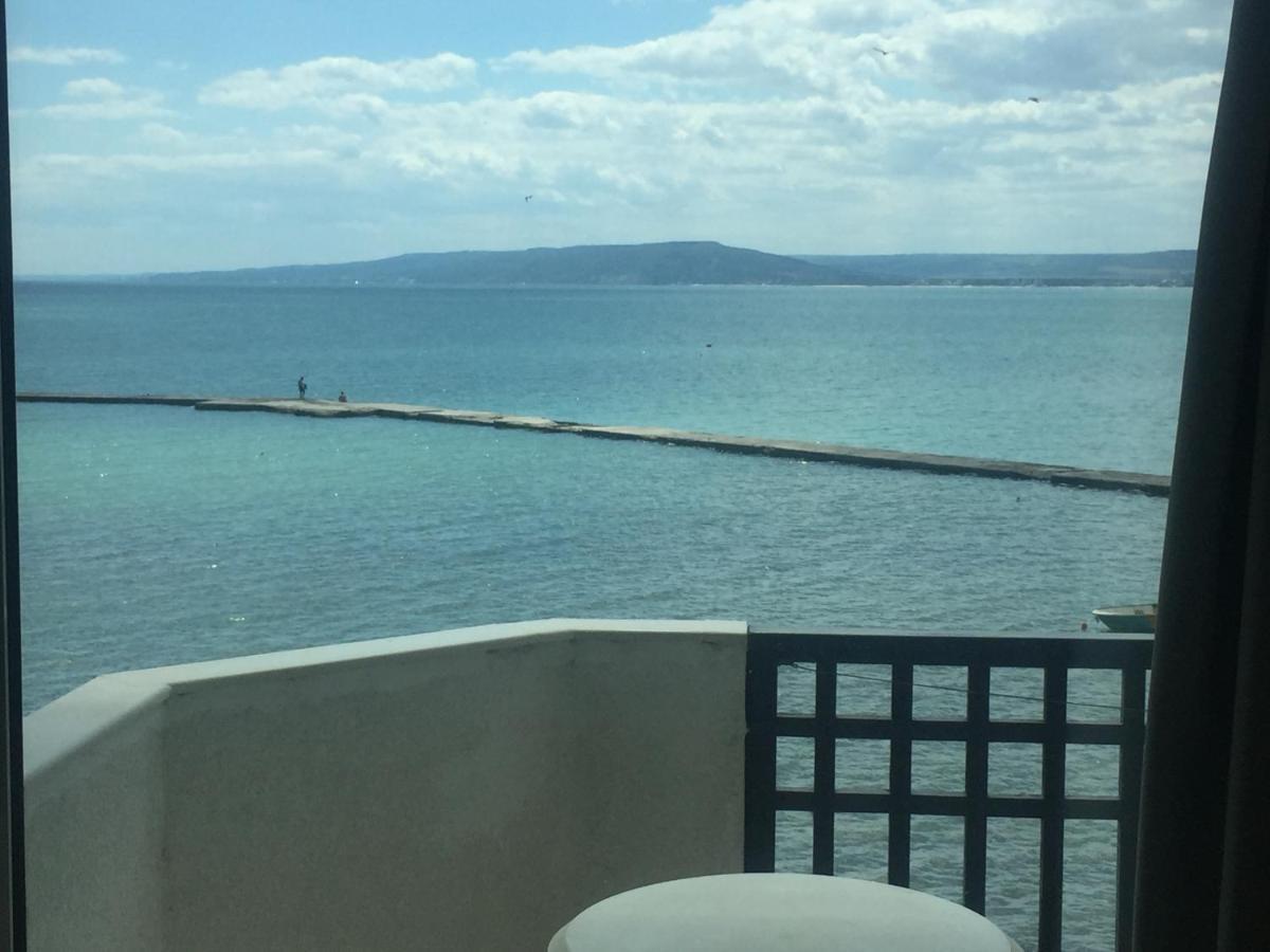 Hotel Oasis - Beach Access Balchik Luaran gambar